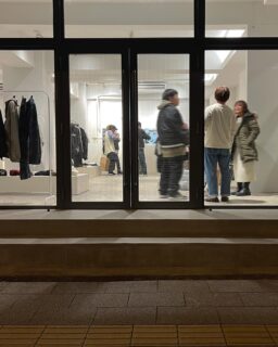 【SPACE D9 Gallery】
ポップアップイベント募集中
渋谷区神泉町
全面ガラス1F246号路面
渋谷駅10分・神泉駅5分 / 135㎡ 
渋谷駅から徒歩10分、1963年竣工のビンテージビルの1F。貴重な1F路面のスペース。
インテリアショップが運営するレンタルギャラリー。
室内は3.3mの天井高、135㎡の白を基調とするホワイトキューブ空間。
展示会、受注会、個展、グループ展、ポップアップ、トランクショーなどに最適です。プロフィール連絡先からメールでお問い合わせ下さい。
#展示会場  #ポップアップストア  #レンタルスペース  #イベントスペース
 #写真撮影 #動画撮影  #ギャラリー  #撮影スタジオ #レンタルスタジオ  #展示会 #催事  
#渋谷レンタルスペース#渋谷 #神泉 #spaced9 #gallery #レンタルスペース東京